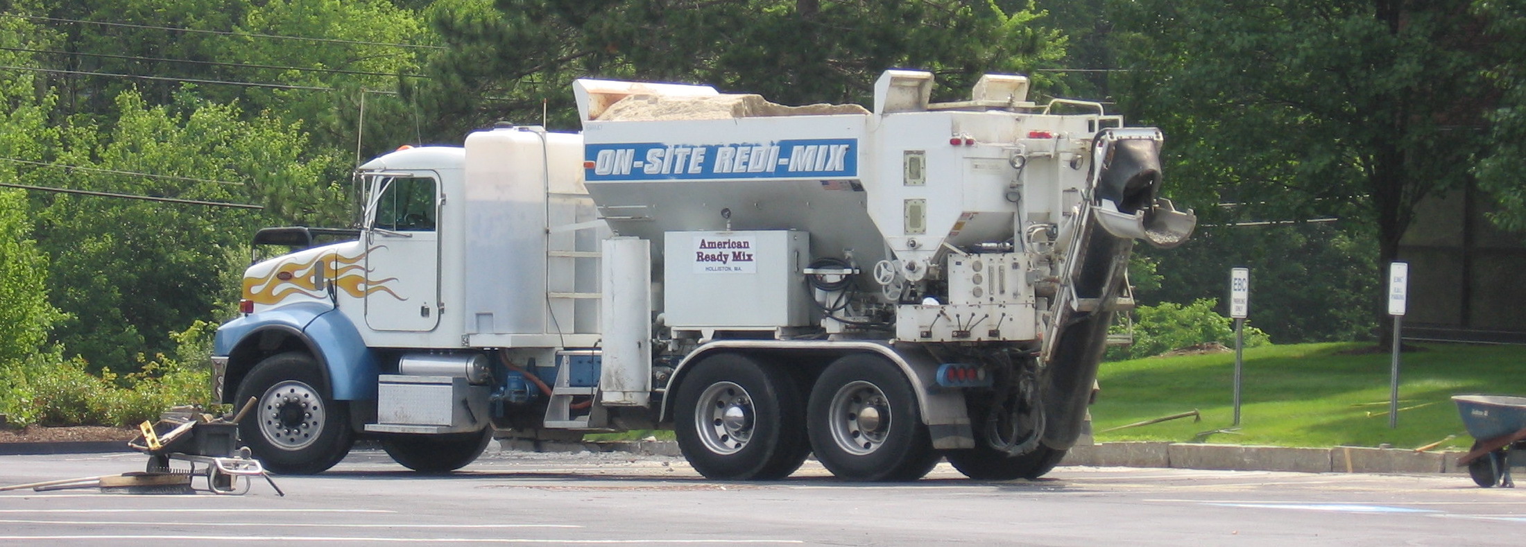 American Ready Mix Short Load Concrete Truck